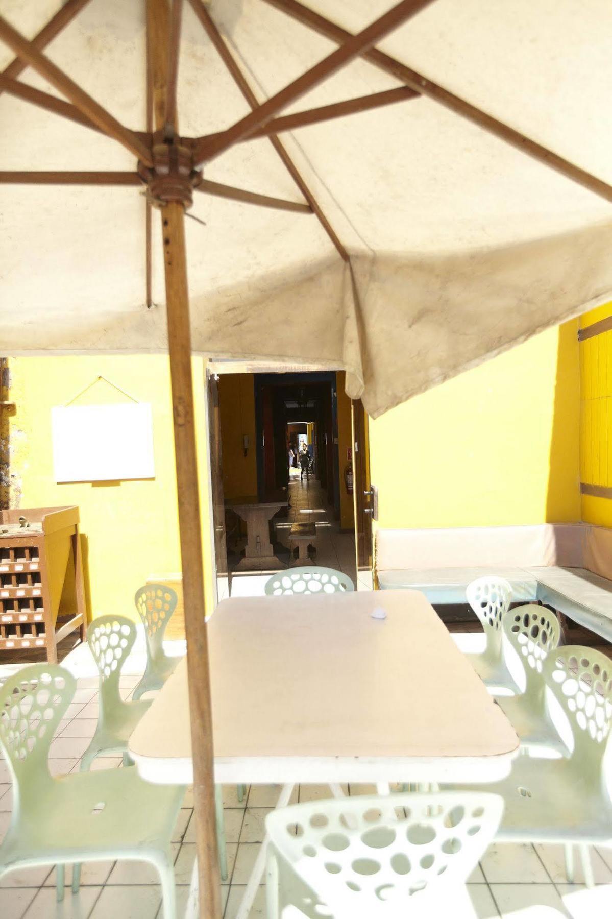 Flying Dog Hostel リマ エクステリア 写真